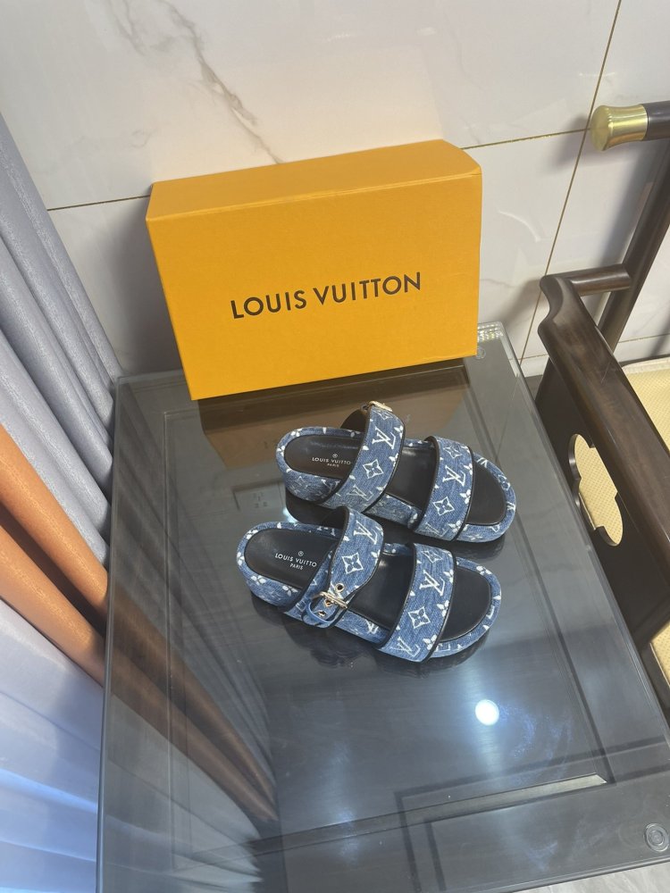 ルイヴィトン靴コピー2022新品大人気NO.1 Louis Vuitton ルイヴィトン靴0216