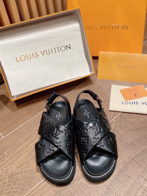 ルイヴィトン靴コピー  2022SS新作通販   Louis Vuitton ルイヴィトン靴0236