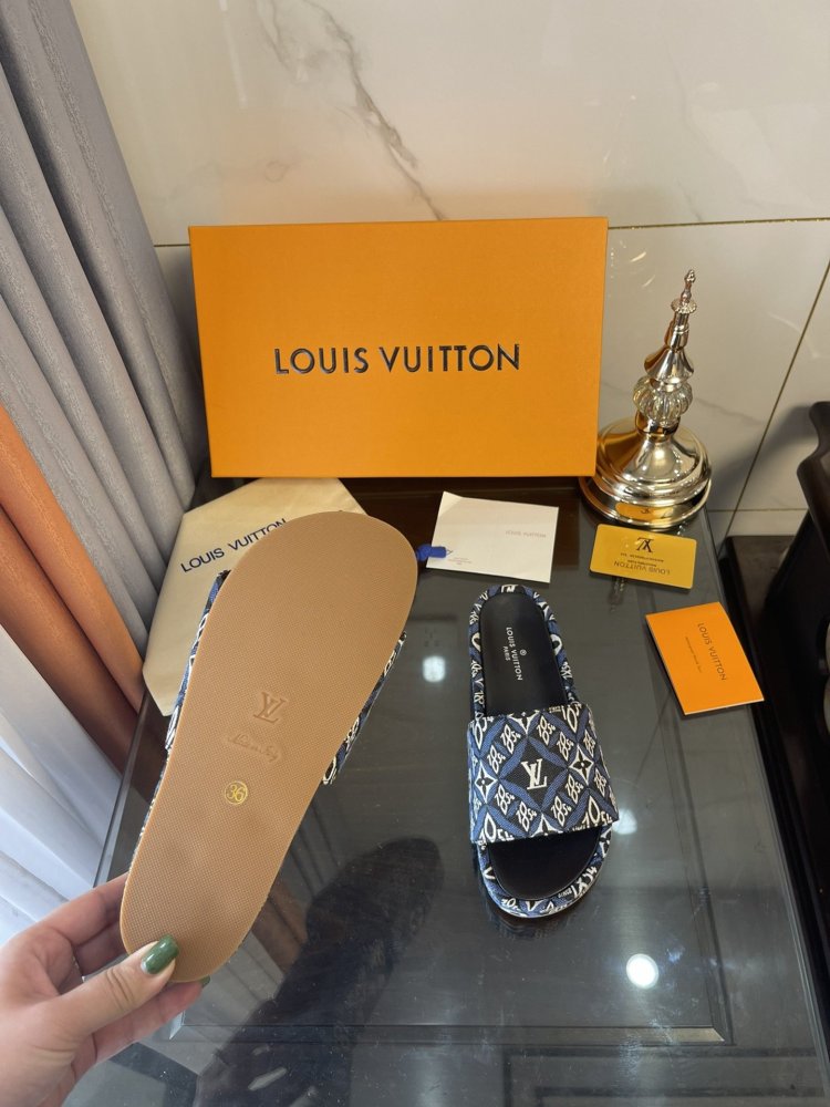 ルイヴィトン靴コピー  2022SS新作通販   Louis Vuitton ルイヴィトン靴0232