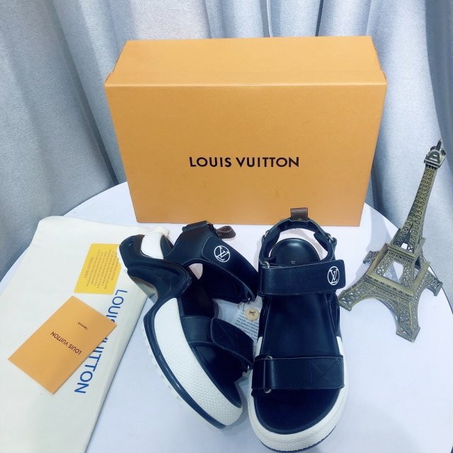 ルイヴィトン靴コピー  2022新品大人気NO.1   Louis Vuitton ルイヴィトン靴0270