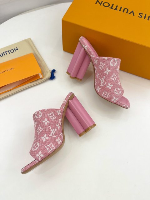 ルイヴィトン靴コピー   2022新品大人気NO.1   Louis Vuitton ルイヴィトン靴0288