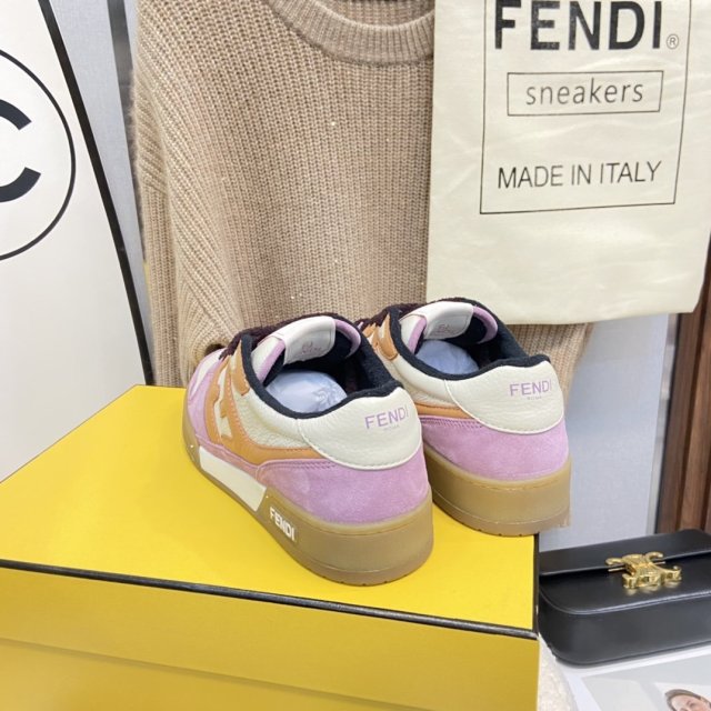 フェンディ靴コピー 男女兼用 定番人気2022新品  FENDI フェンディ靴0010