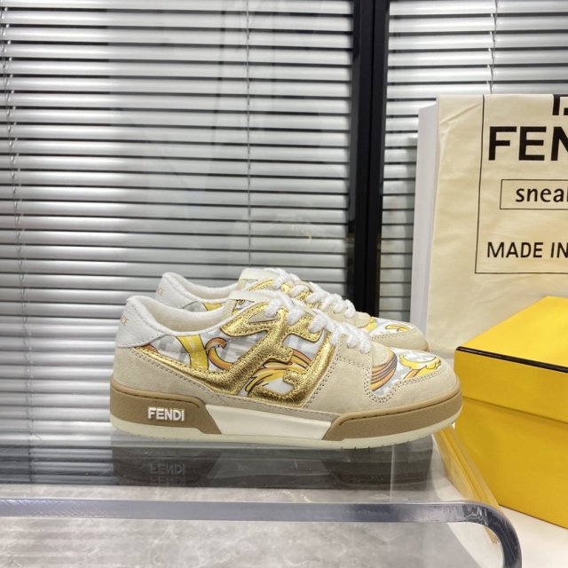 フェンディ靴コピー 男女兼用 定番人気2022新品  FENDI フェンディ靴0013