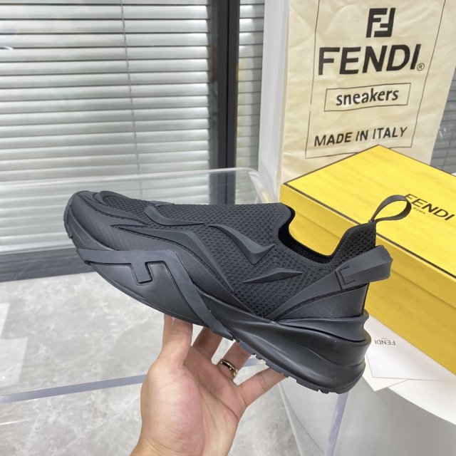 フェンディ靴コピー 男女兼用 定番人気2022新品  FENDI フェンディ靴0016