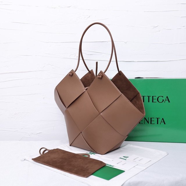 ボッテガヴェネタバッグコピー 2022新品大人気NO.1 BOTTEGA VENETA ボッテガヴェネタバッグ0030