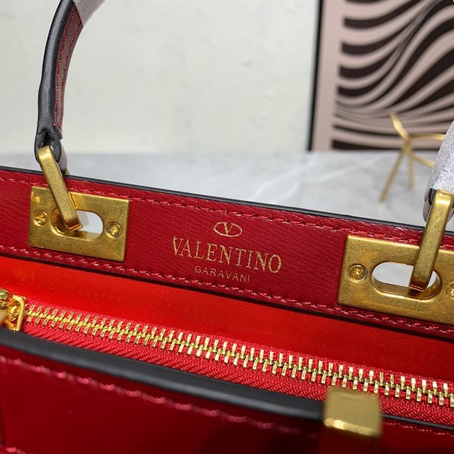 ヴァレンティノバッグコピー 2022SS新作通販 Valentino ヴァレンティノバッグ0041