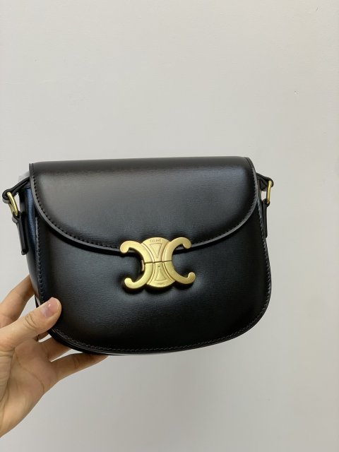 セリーヌバッグコピー 定番人気2022新品 Celine セリーヌバッグ0035