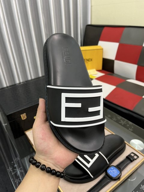 フェンディ靴コピー 2022SS新作通販  FENDI フェンディ靴0024