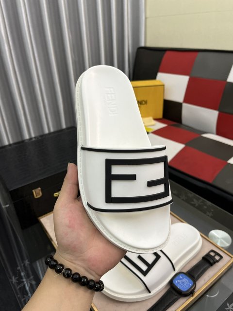 フェンディ靴コピー 2022SS新作通販  FENDI フェンディ靴0022