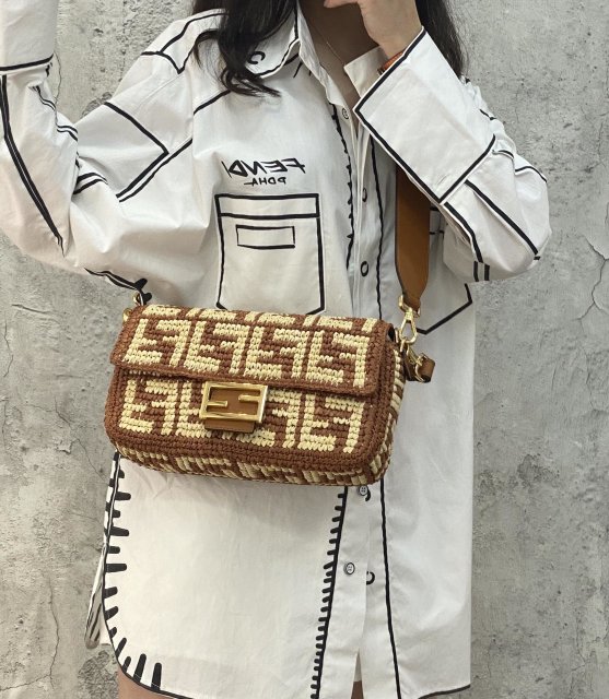 フェンディバッグコピー  2022新品大人気NO.1   FENDI フェンディバッグ0277