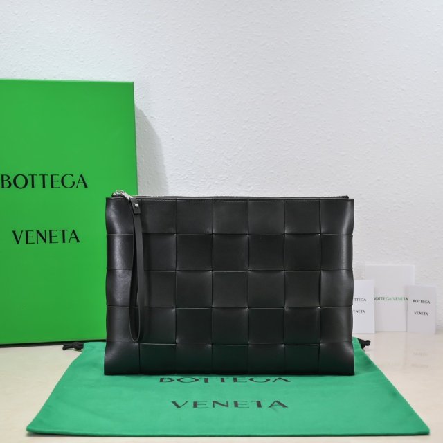 ボッテガヴェネタセカンドバッグコピー 定番人気2022  BOTTEGA VENETA  ボッテガヴェネタセカンドバッグ0010