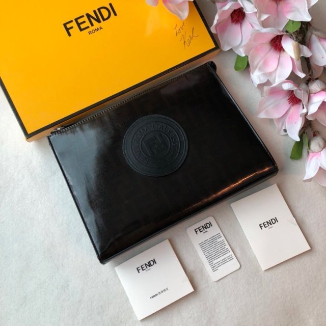 フェンディセカンドバッグコピー 2022大人気NO.1  FENDI  フェンディセカンドバッグ0029