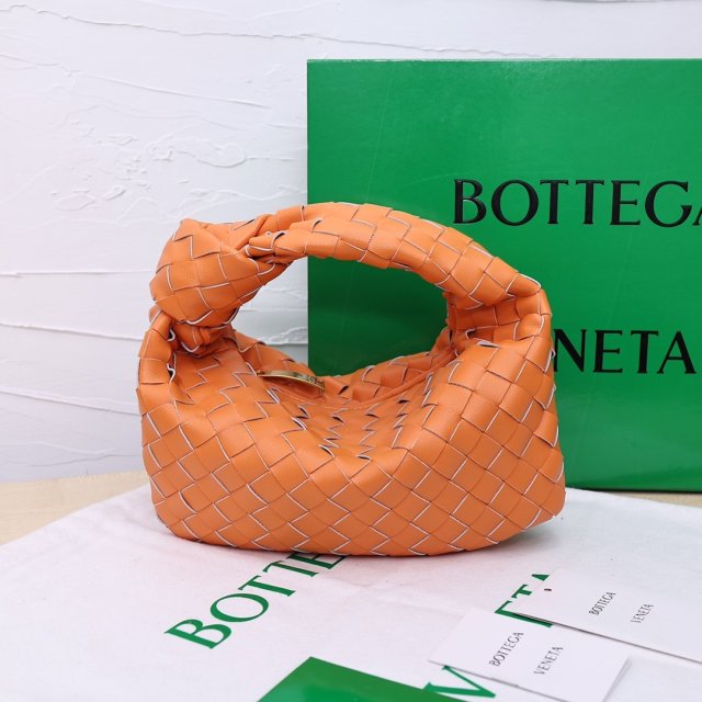 ボッテガヴェネタバッグコピー 2022新品大人気NO.1  BOTTEGA VENETA ボッテガヴェネタバッグ0096