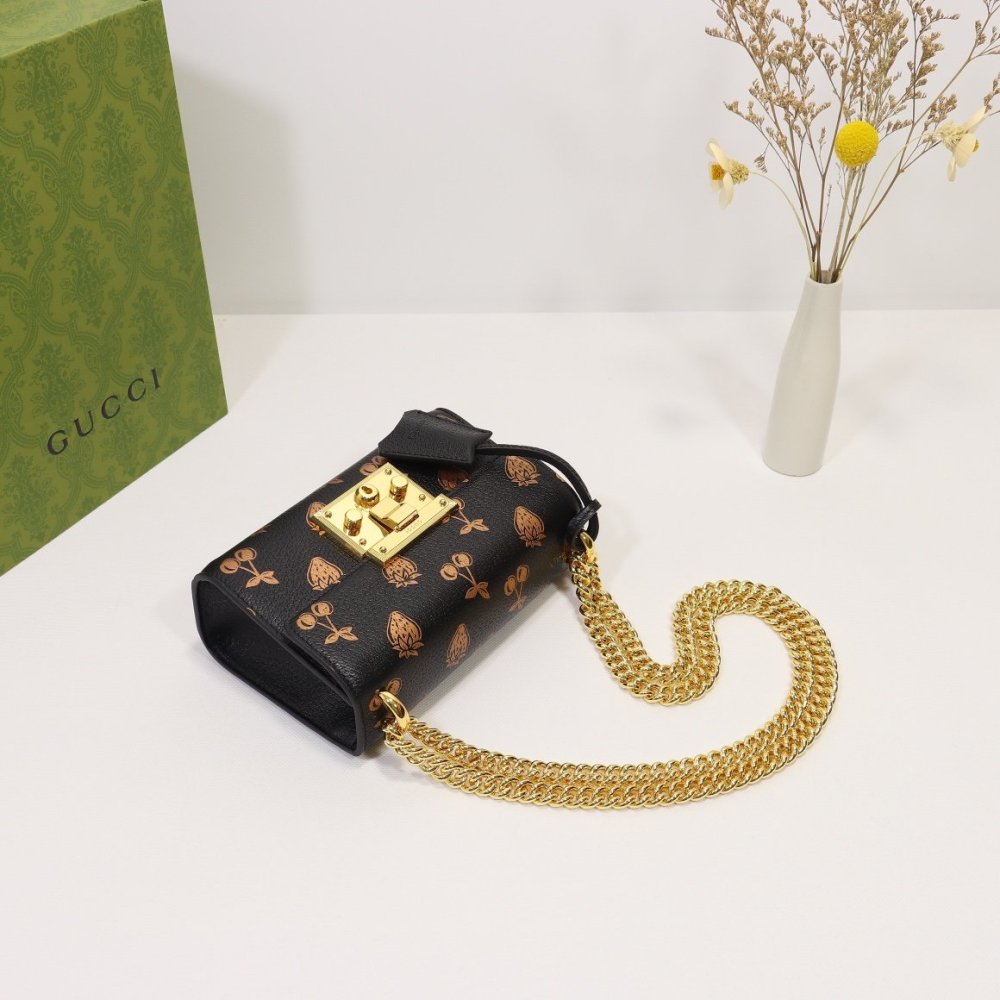 グッチコピーバッグ GUCCI 2022新品大人気NO.1  bag0126