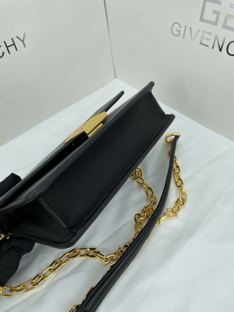 ジバンシィバッグコピー 2022大人気NO.1 GIVENCHY  ジバンシィバッグ0012