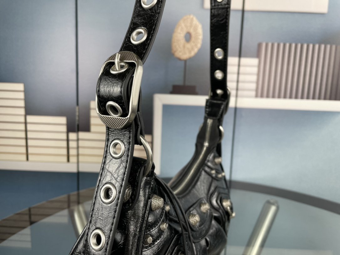 バレンシアガバッグコピー 2022新品大人気NO.1  BALENCIAGA   バレンシアガバッグ0035