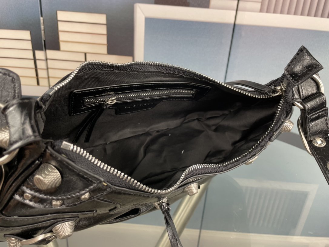 バレンシアガバッグコピー 2022新品大人気NO.1  BALENCIAGA   バレンシアガバッグ0035