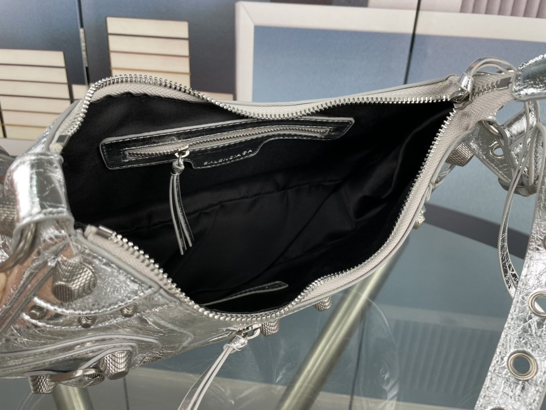 バレンシアガバッグコピー 2022新品大人気NO.1  BALENCIAGA   バレンシアガバッグ0034