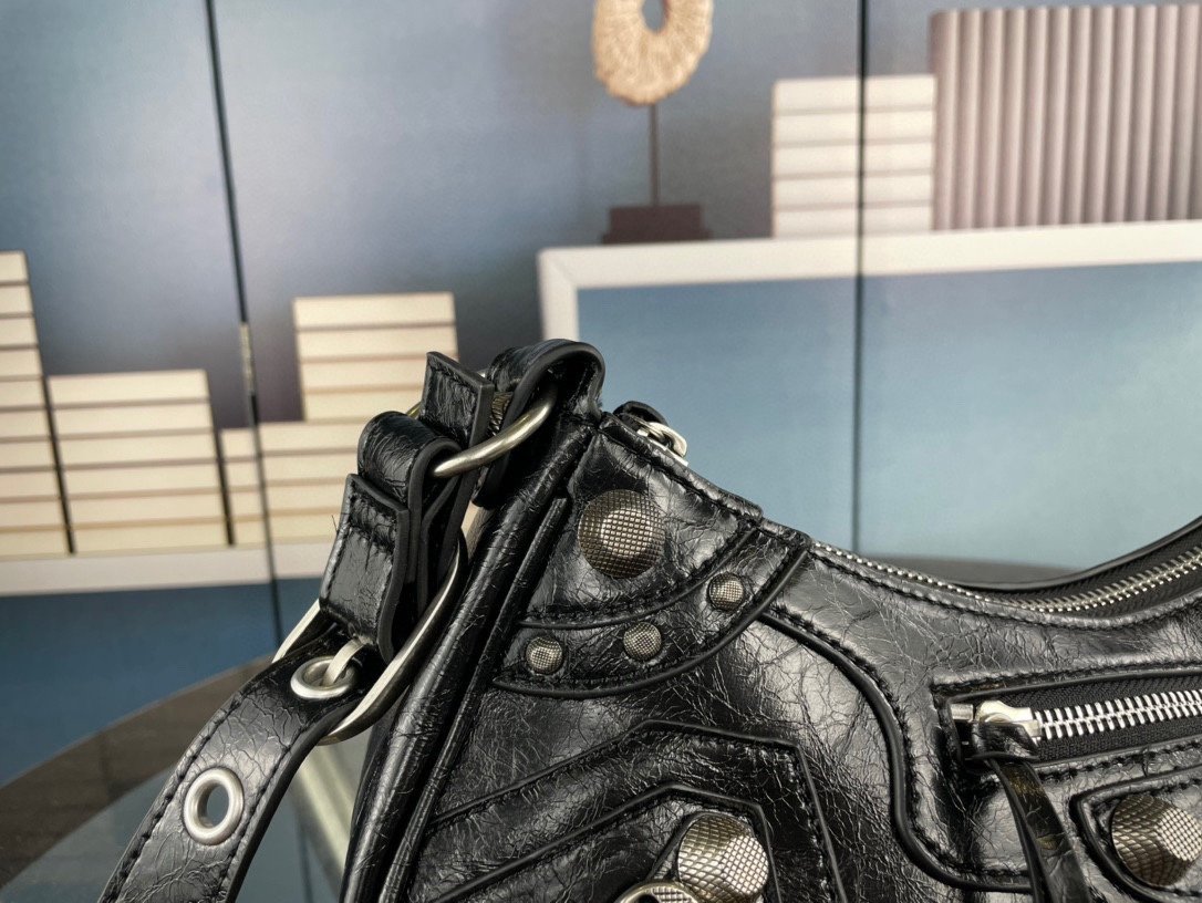 バレンシアガバッグコピー 2022新品大人気NO.1  BALENCIAGA   バレンシアガバッグ0035