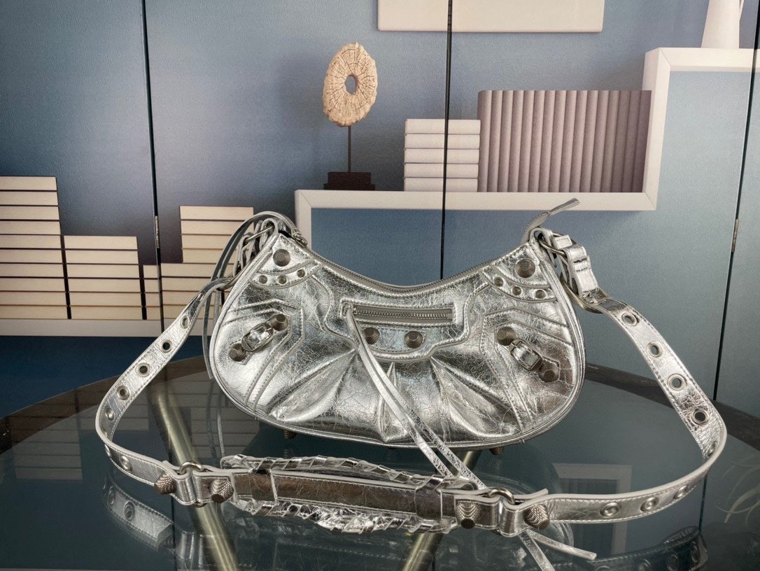バレンシアガバッグコピー 2022新品大人気NO.1  BALENCIAGA   バレンシアガバッグ0034