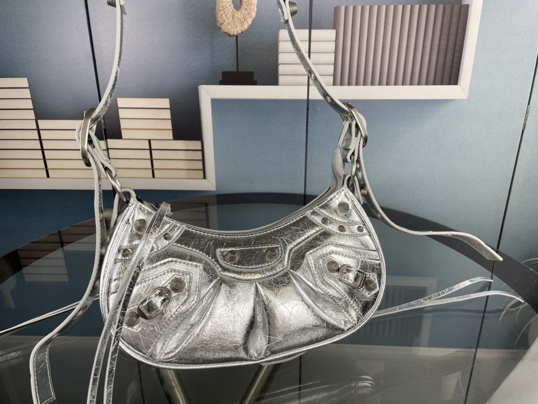バレンシアガバッグコピー 2022新品大人気NO.1  BALENCIAGA   バレンシアガバッグ0034