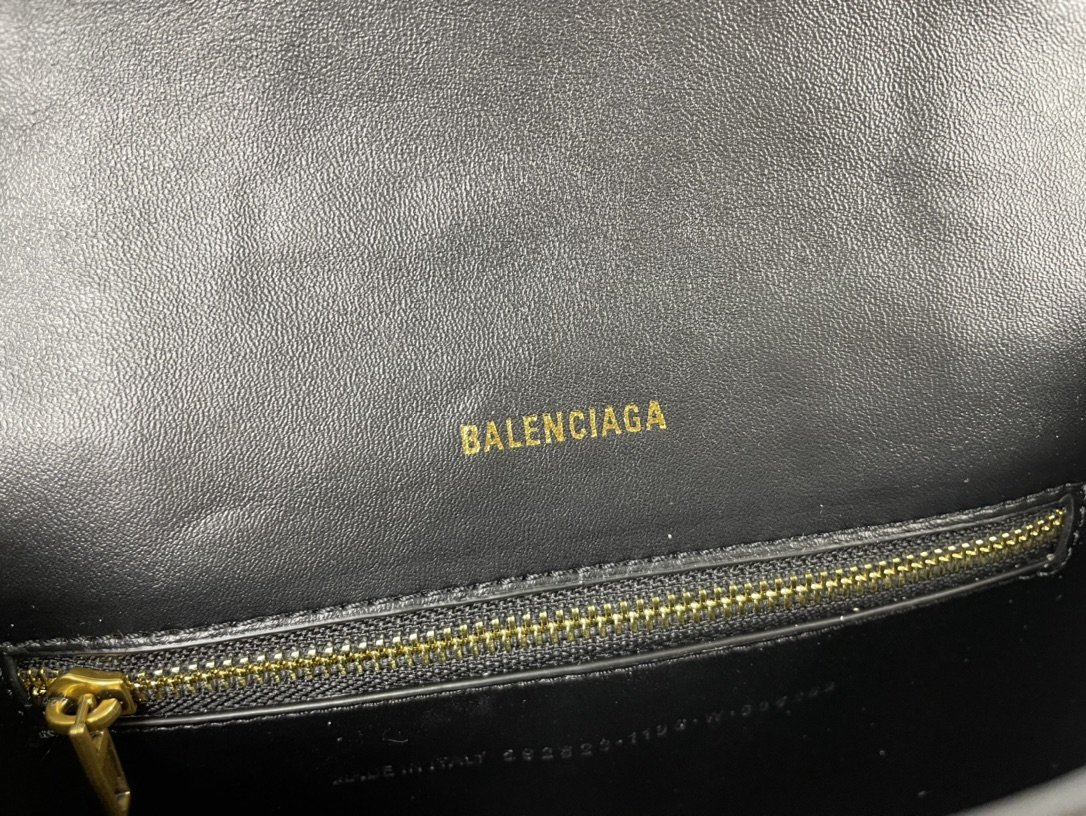バレンシアガバッグコピー 2022新品大人気NO.1  BALENCIAGA   バレンシアガバッグ0013