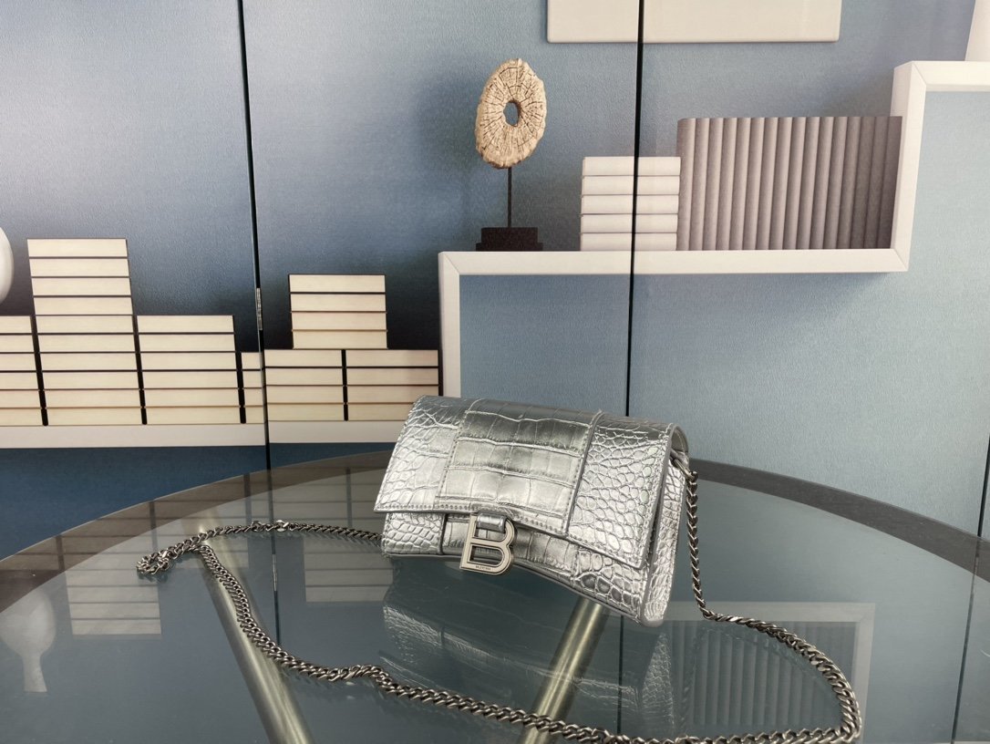 バレンシアガバッグコピー 2022新品大人気NO.1  BALENCIAGA   バレンシアガバッグ0015