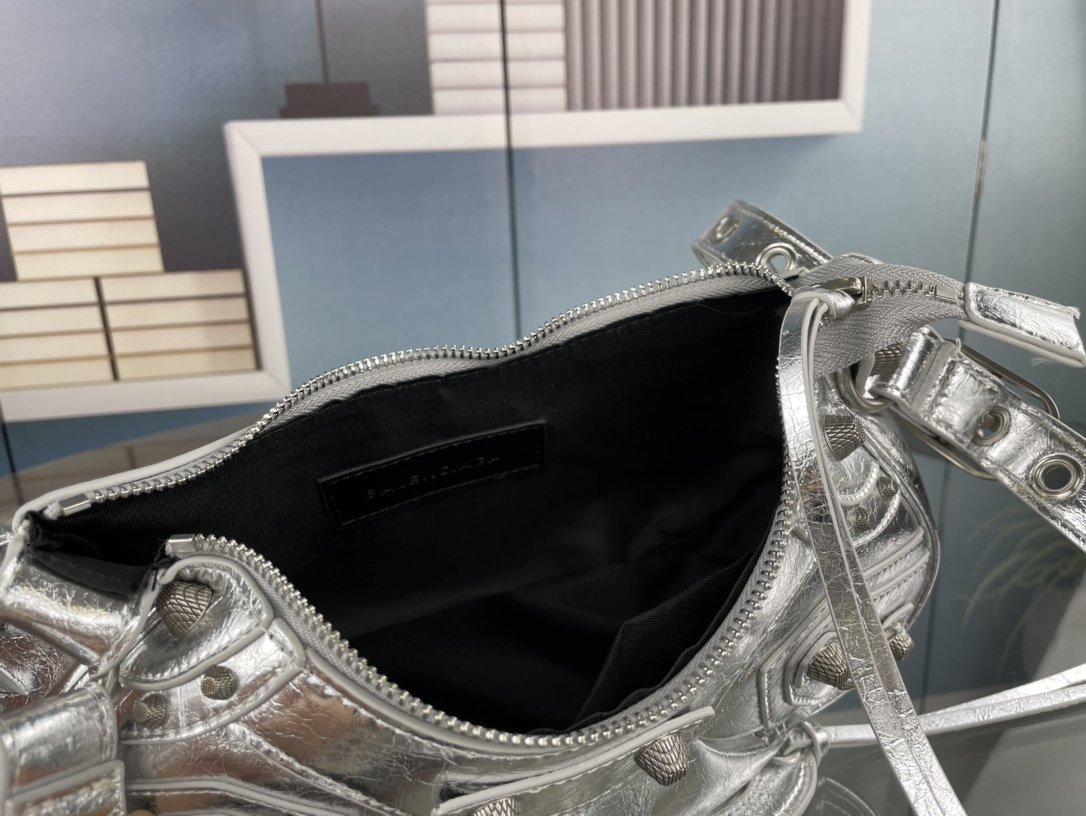 バレンシアガバッグコピー 2022新品大人気NO.1  BALENCIAGA   バレンシアガバッグ0034