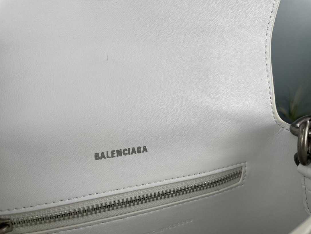 バレンシアガバッグコピー 2022新品大人気NO.1  BALENCIAGA   バレンシアガバッグ0012