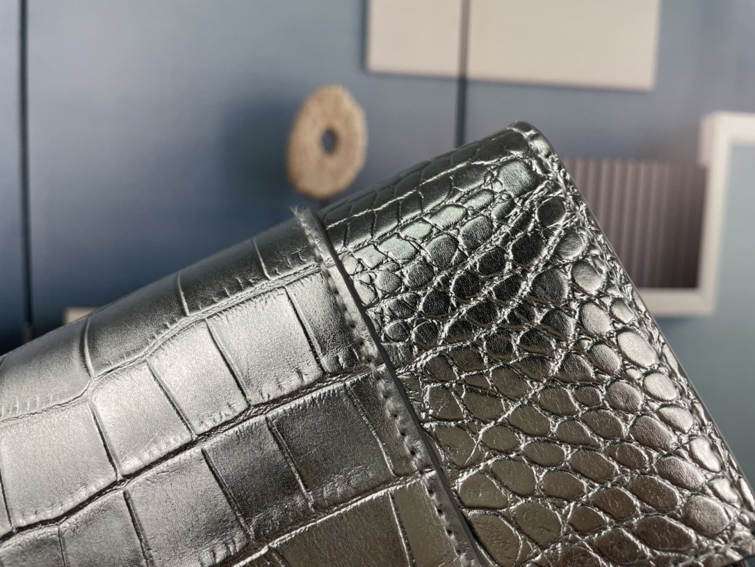 バレンシアガバッグコピー 2022新品大人気NO.1  BALENCIAGA   バレンシアガバッグ0015
