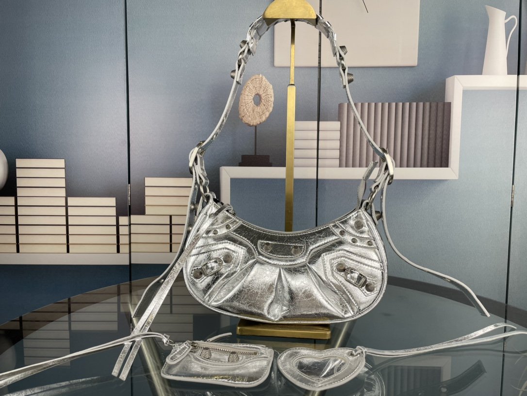 バレンシアガバッグコピー 2022新品大人気NO.1  BALENCIAGA   バレンシアガバッグ0034