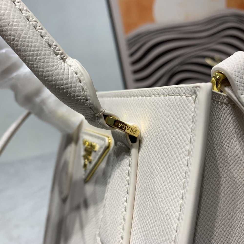 プラダバッグコピー 大人気2022新品  PRADA  プラダバッグ00231
