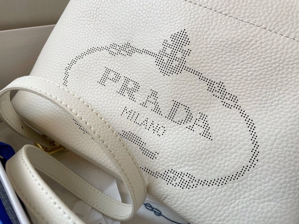 プラダバッグコピー 2022SS新作通販  PRADA  プラダバッグ00221