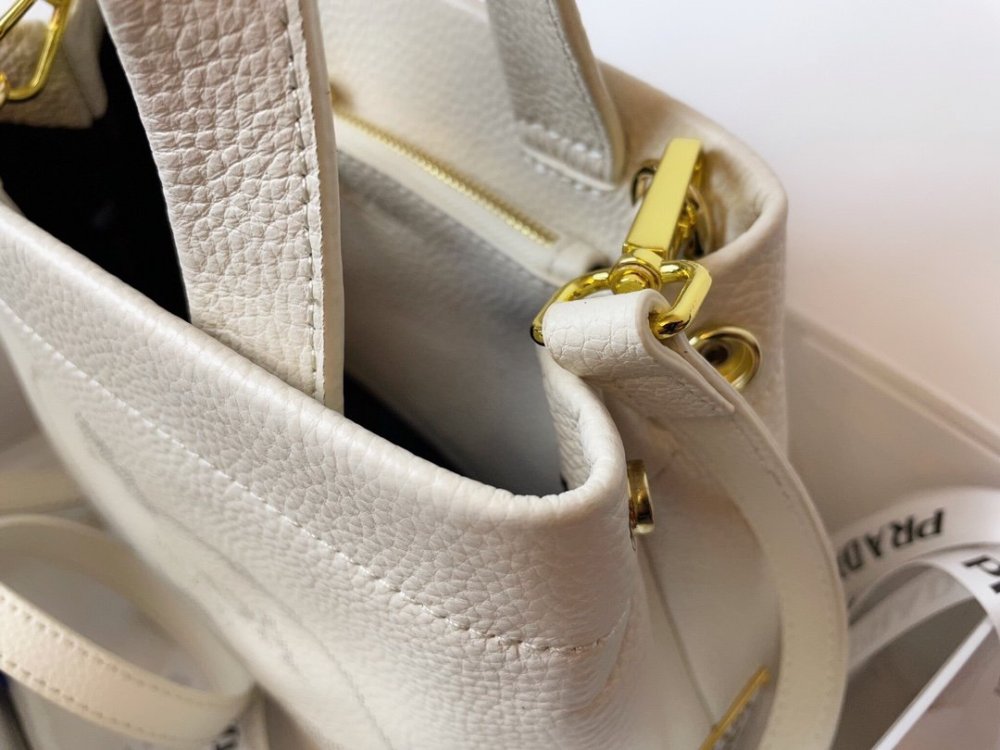 プラダバッグコピー 2022SS新作通販  PRADA  プラダバッグ00221
