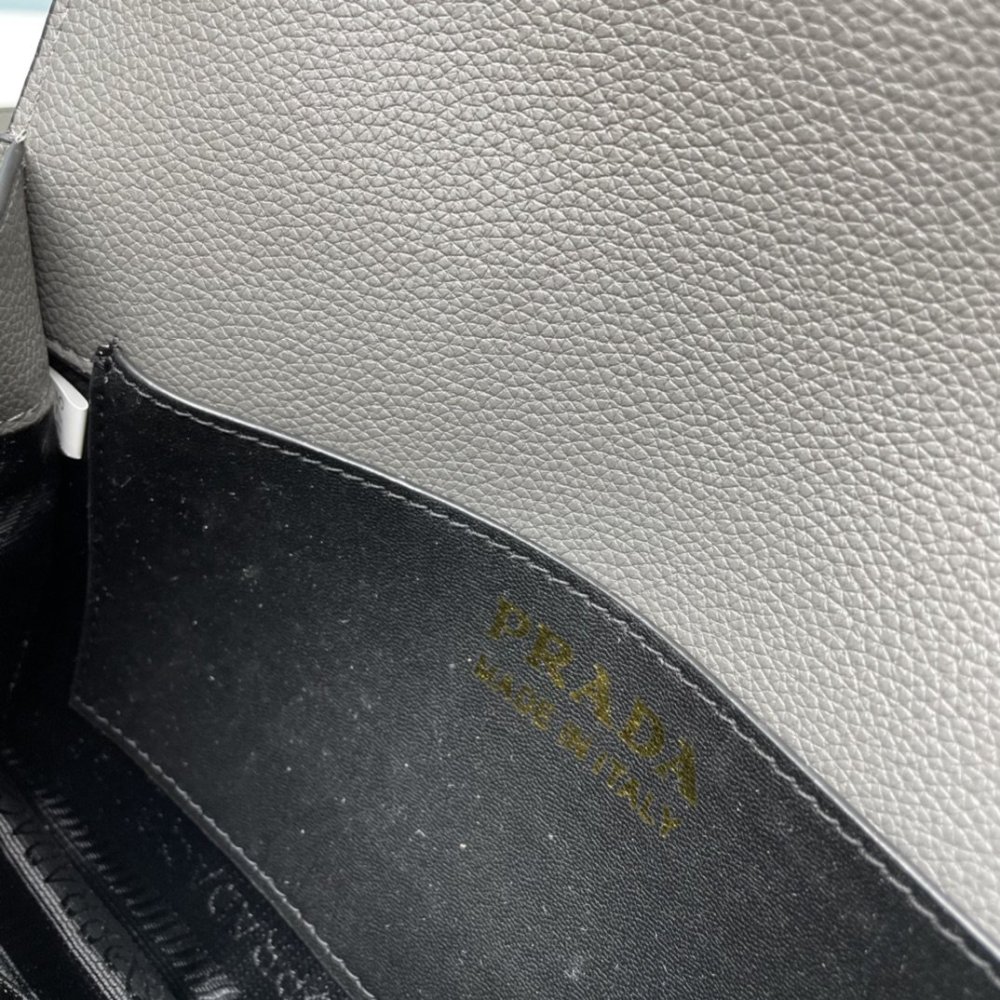 プラダバッグコピー 大人気2022新品  PRADA  プラダバッグ00247