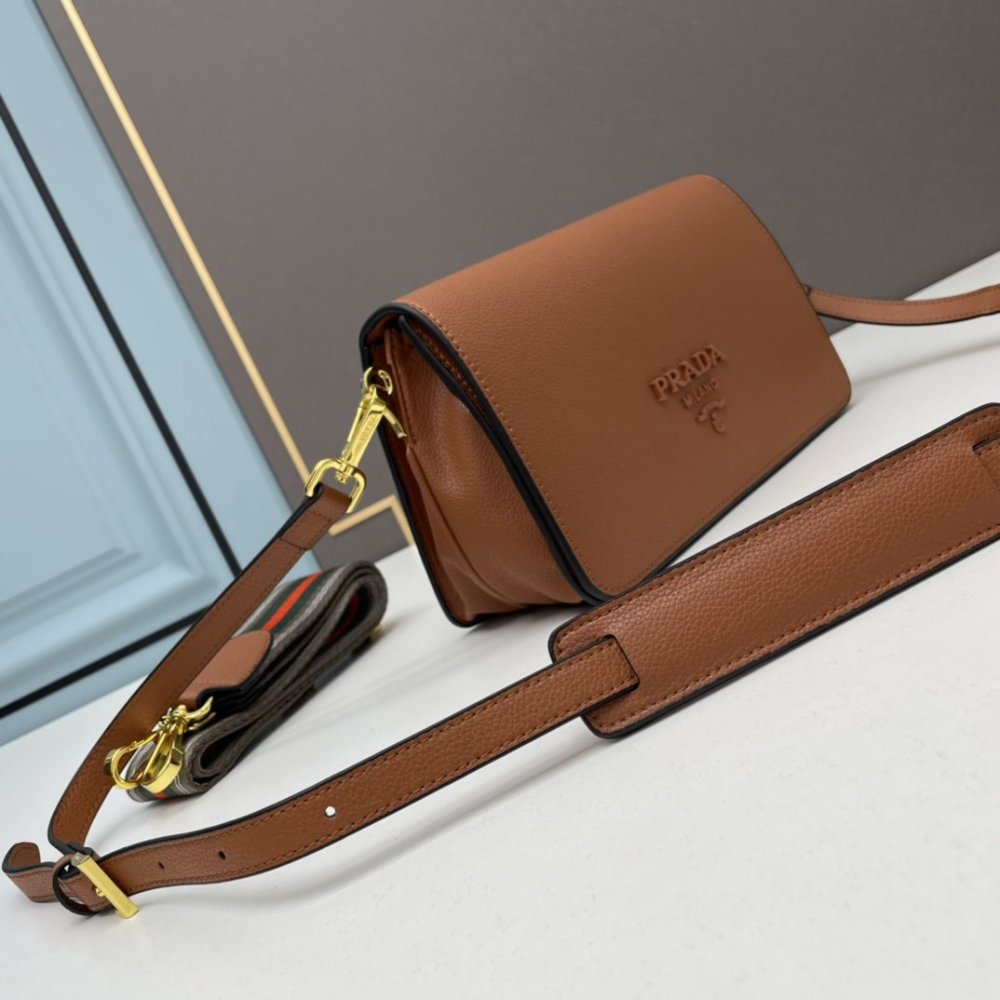 プラダバッグコピー 大人気2022新品  PRADA  プラダバッグ00242