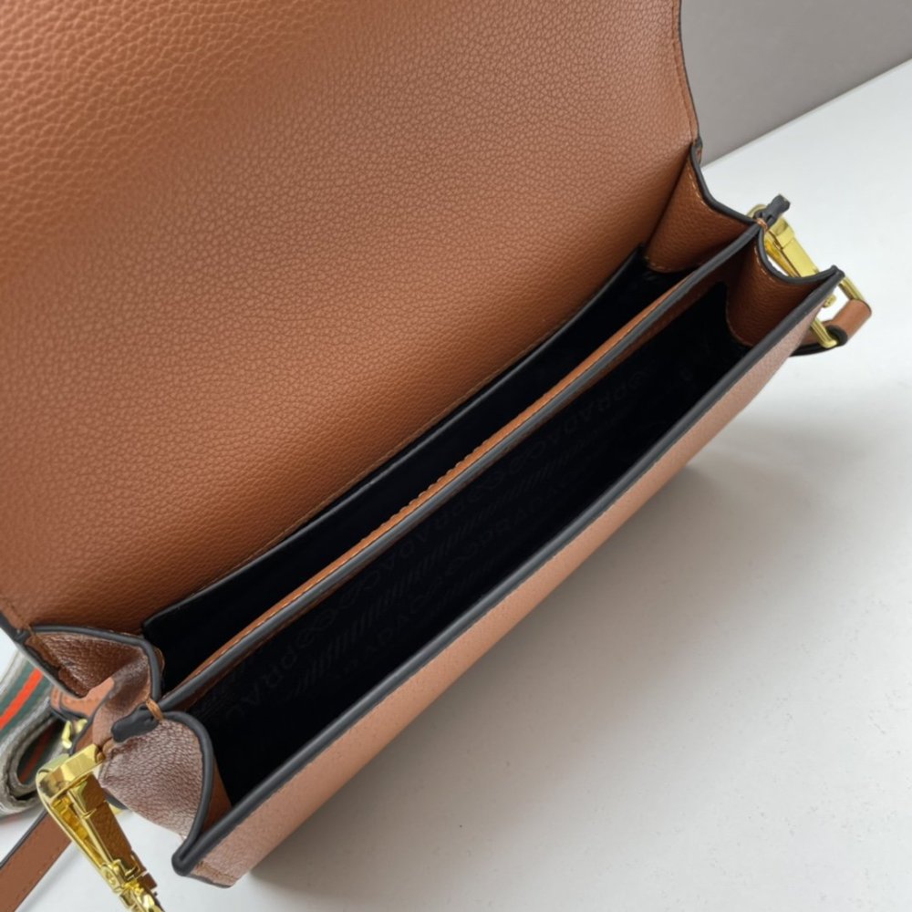 プラダバッグコピー 大人気2022新品  PRADA  プラダバッグ00242
