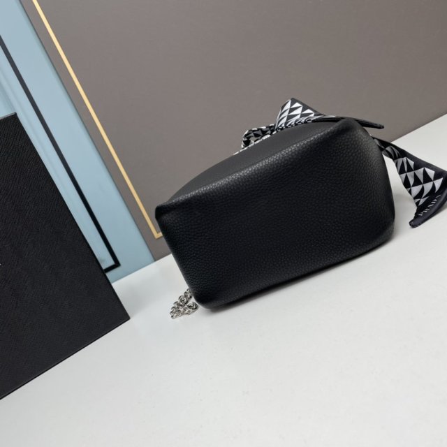 プラダバッグコピー 大人気2022新品  PRADA  プラダバッグ00241