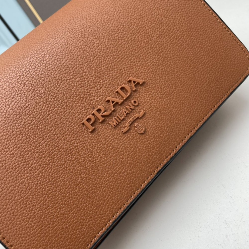 プラダバッグコピー 大人気2022新品  PRADA  プラダバッグ00242
