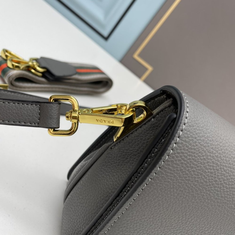 プラダバッグコピー 大人気2022新品  PRADA  プラダバッグ00247