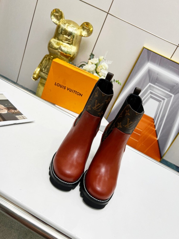 ルイヴィトン靴コピー   2022新品大人気NO.1   Louis Vuitton ルイヴィトン靴0335