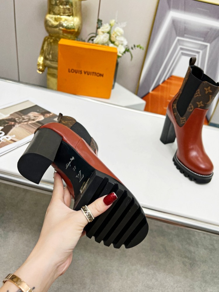 ルイヴィトン靴コピー   2022新品大人気NO.1   Louis Vuitton ルイヴィトン靴0335