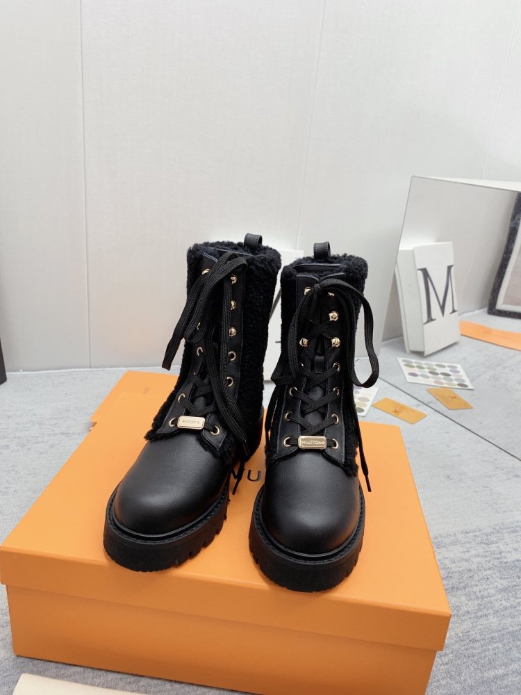 ルイヴィトン靴コピー   2022新品大人気NO.1   Louis Vuitton ルイヴィトン靴0331