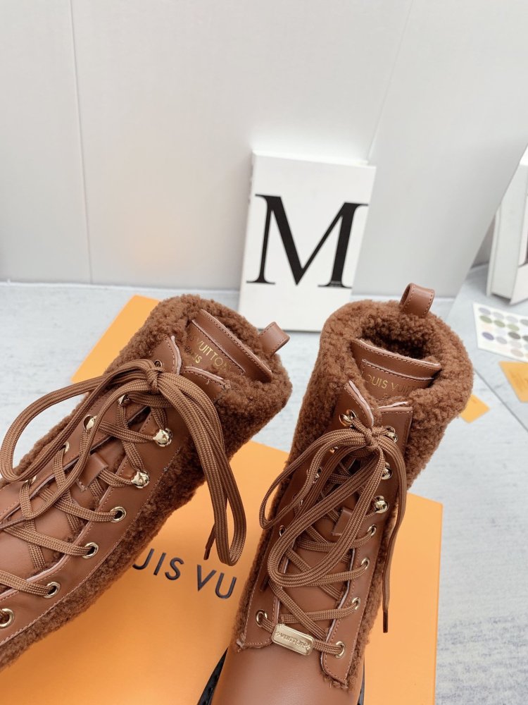 ルイヴィトン靴コピー   2022新品大人気NO.1   Louis Vuitton ルイヴィトン靴0329