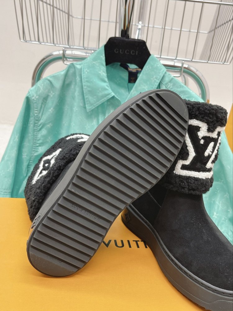 ルイヴィトン靴コピー  大人気2022新品   Louis Vuitton ルイヴィトン靴0364