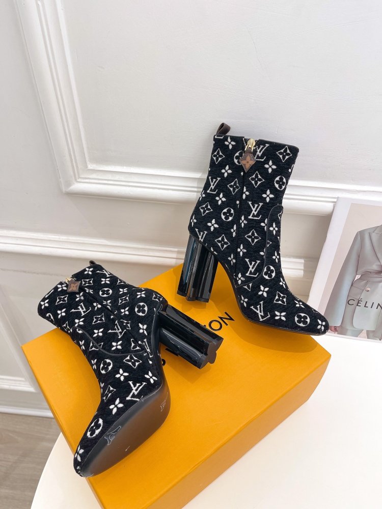 ルイヴィトン靴コピー 2022新品大人気NO.1   Louis Vuitton ルイヴィトン靴0378