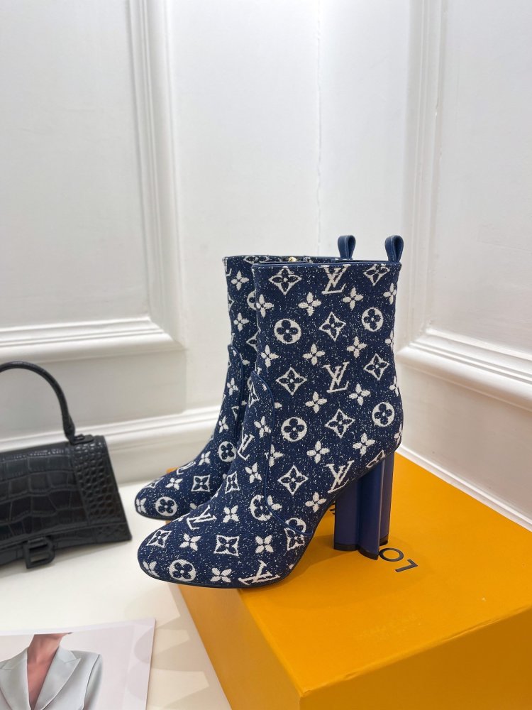 ルイヴィトン靴コピー 2022新品大人気NO.1   Louis Vuitton ルイヴィトン靴0376