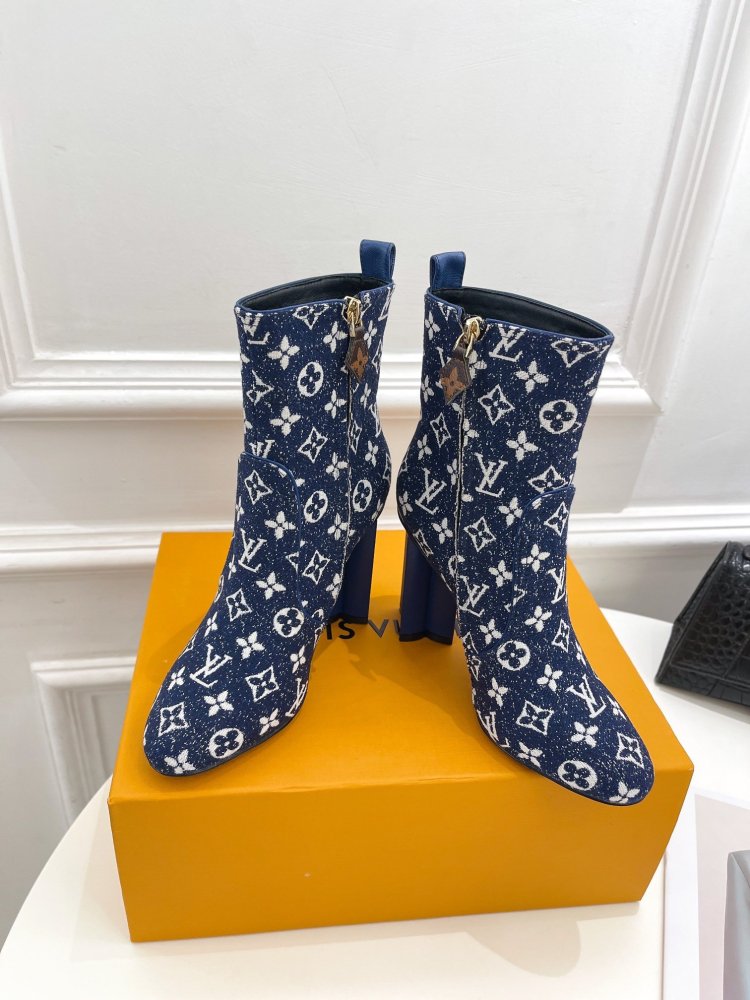 ルイヴィトン靴コピー 2022新品大人気NO.1   Louis Vuitton ルイヴィトン靴0376