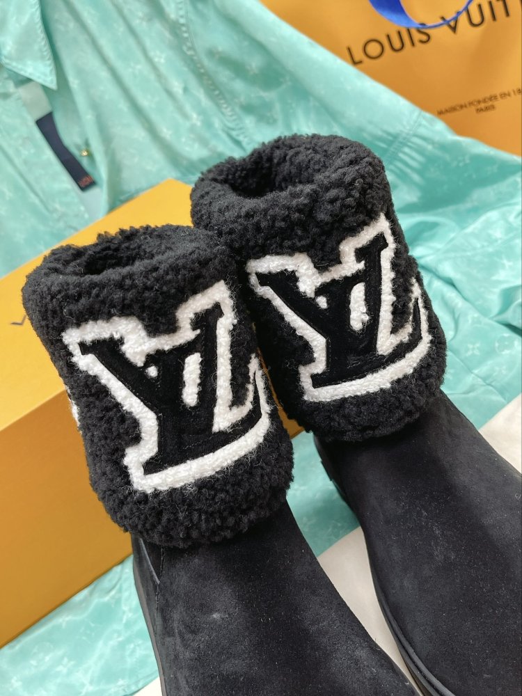 ルイヴィトン靴コピー  大人気2022新品   Louis Vuitton ルイヴィトン靴0364