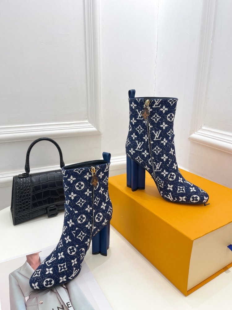 ルイヴィトン靴コピー 2022新品大人気NO.1   Louis Vuitton ルイヴィトン靴0376